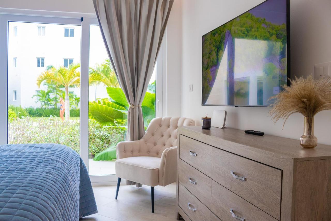 Family Getaway Apartment - Right On The Beach Punta Cana Eksteriør bilde